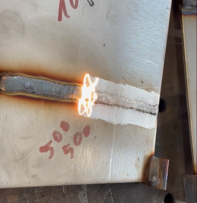 schweissnaht-2024-10 Reinigen und Entrosten von Schweißnaht im Metallbau